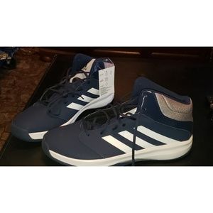 Adidas Isolation 2 Basketball Sneakers
